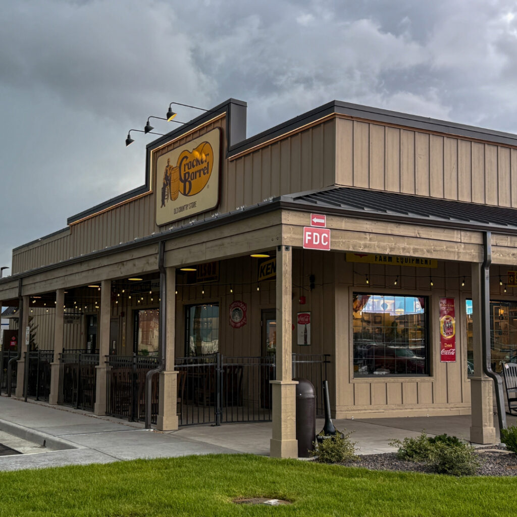 Cracker Barrel Storefront1